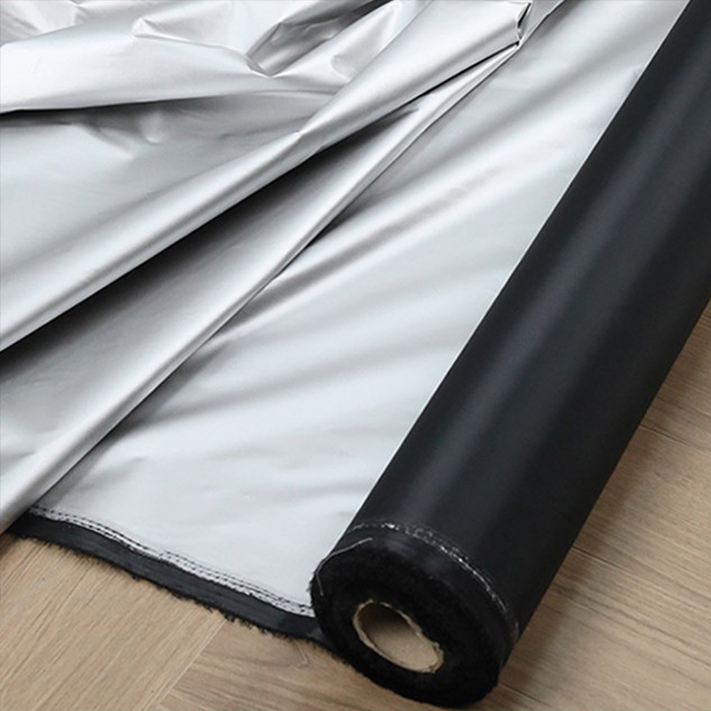 1m Black Silver Coated Blackou - Blackout Curtains recension och pris