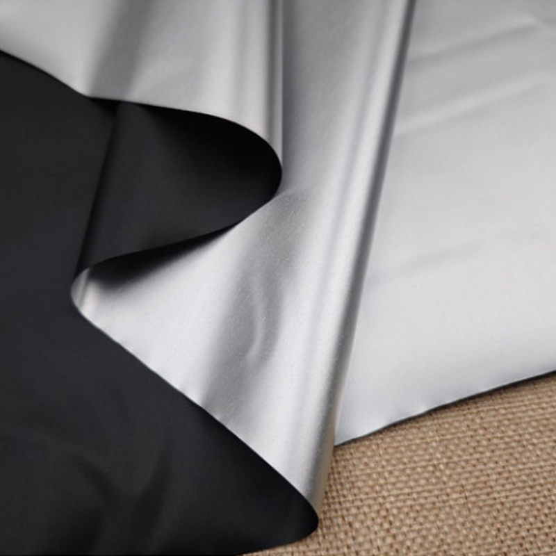 1m Black Silver Coated Blackou - Blackout Curtains recension och pris